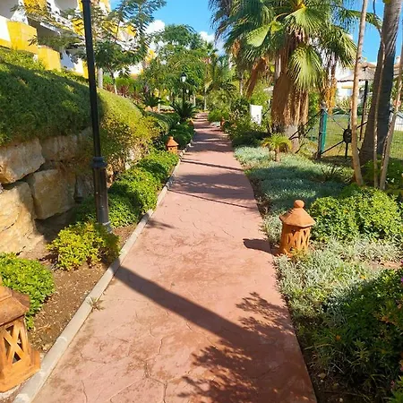 Calanova Sunny Apartment Mijas